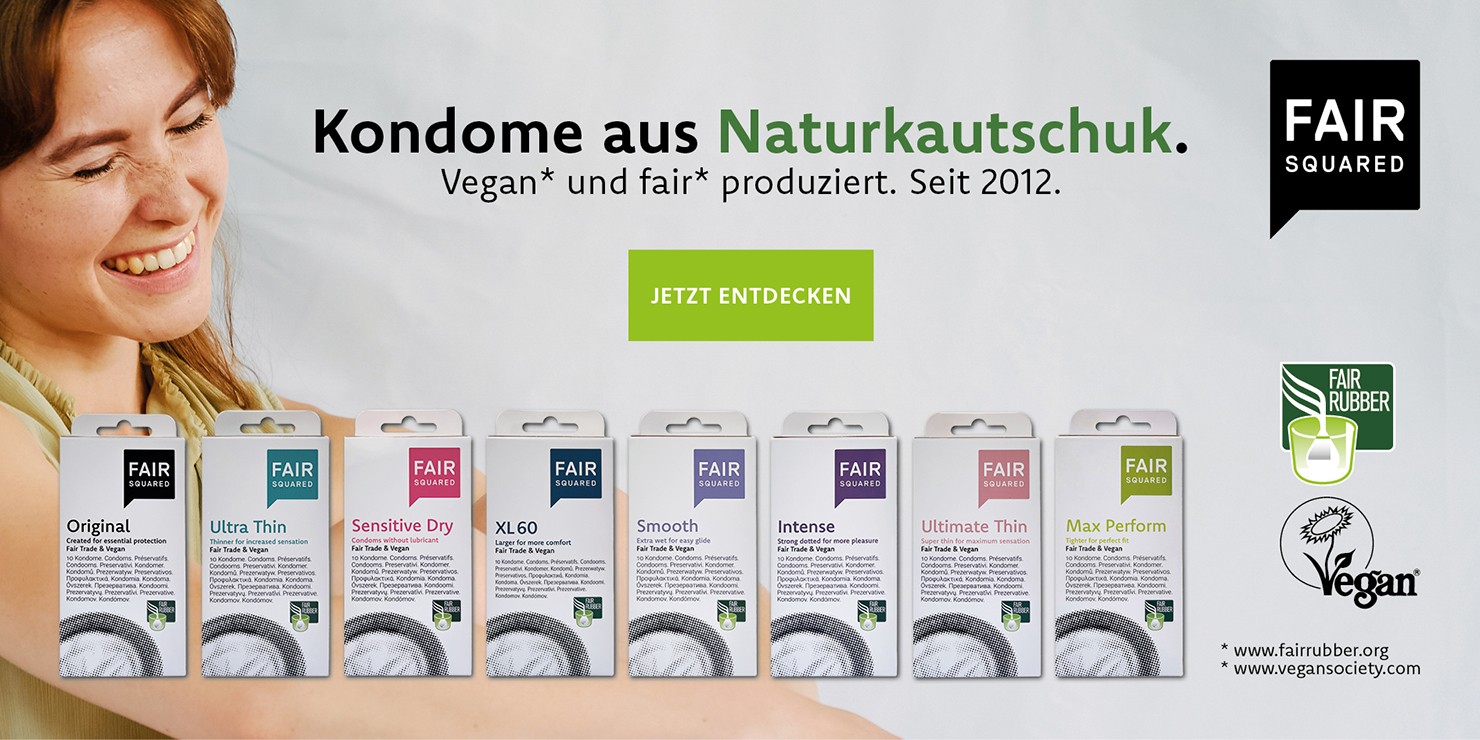 Banner mit 8 verschiedenen FAIR SQUARED Kondompackungen